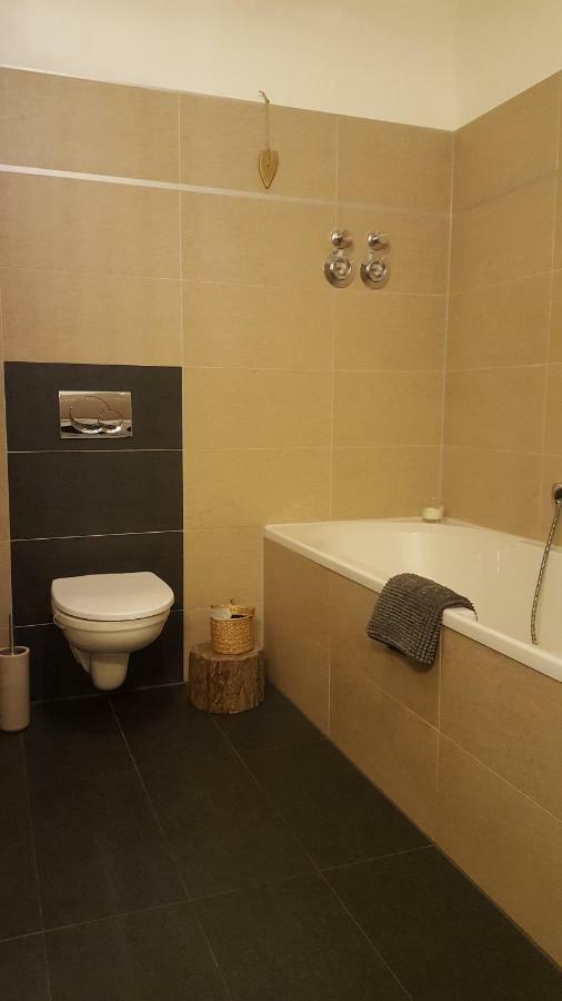 Aryve Jc Studio - Altstadtnahes Boutique Apartment Inklusive Kostenfreiem Parkplatz إرفورت المظهر الخارجي الصورة